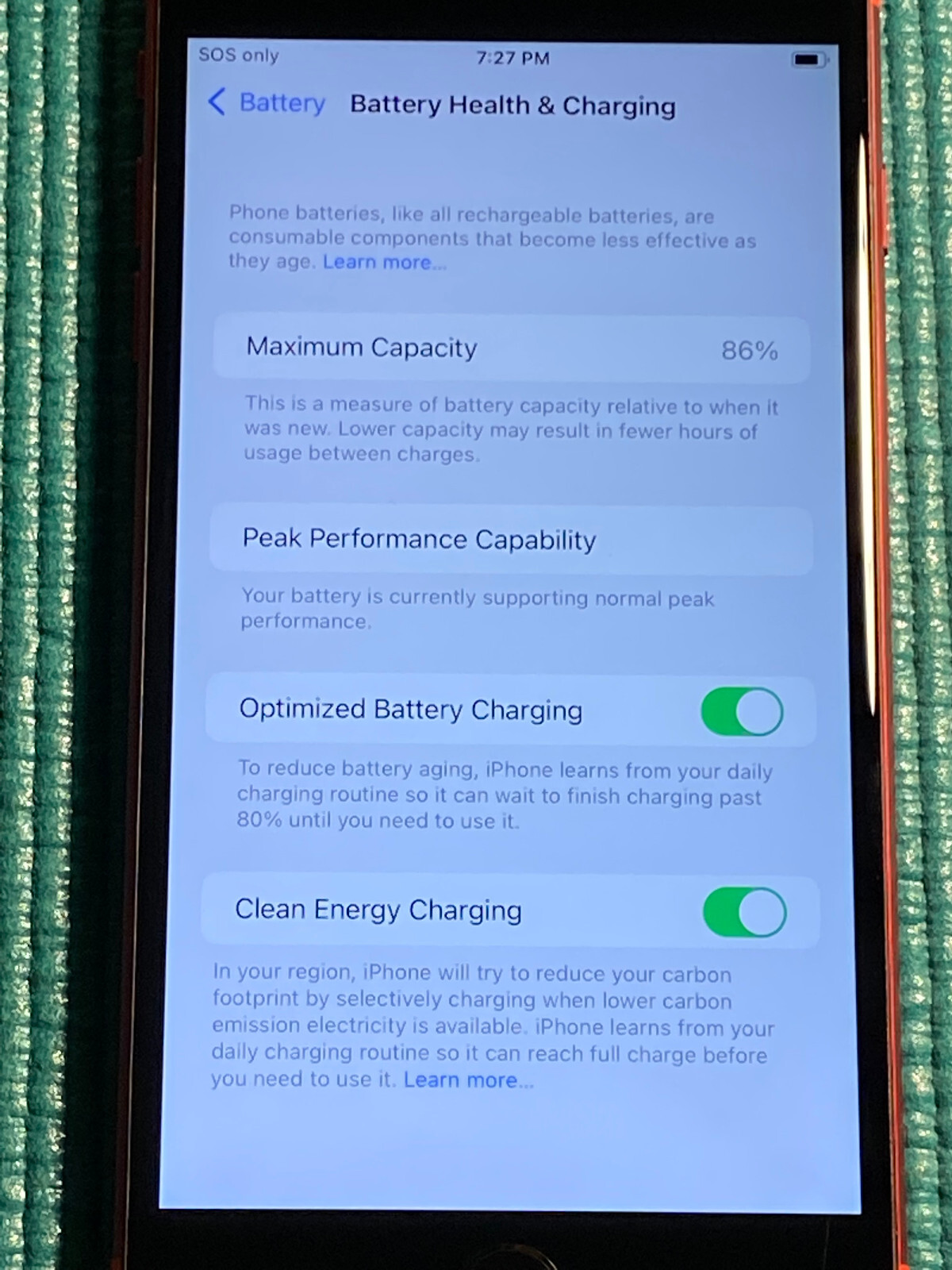 Apple iPhone 8 plus 256GB Unlocked Smartphone – Red A1897 (GSM)