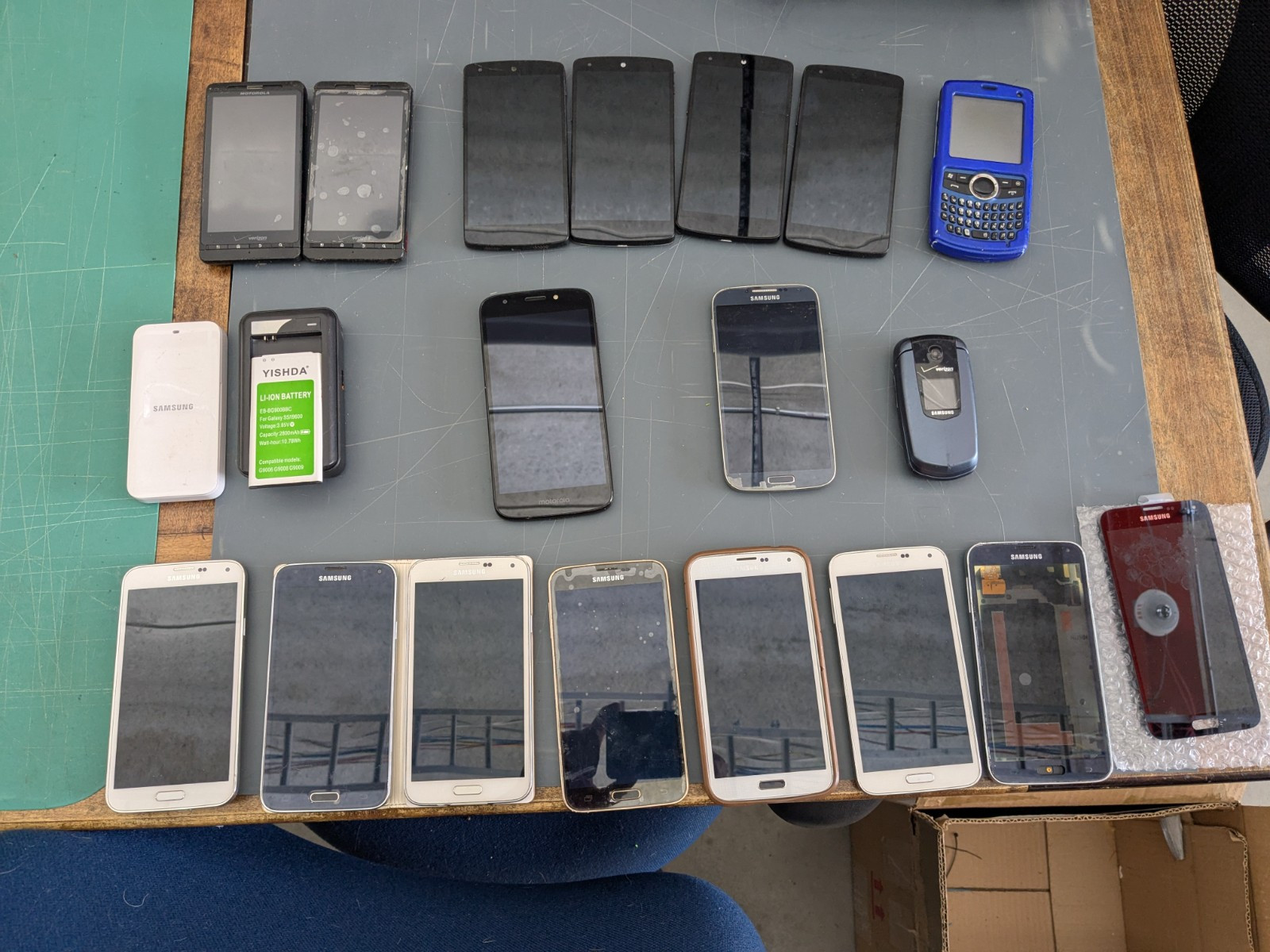 LOT -Samsung Galaxy S5 G900 16GB D820 Nexus MB810 E5 Play !Charity!