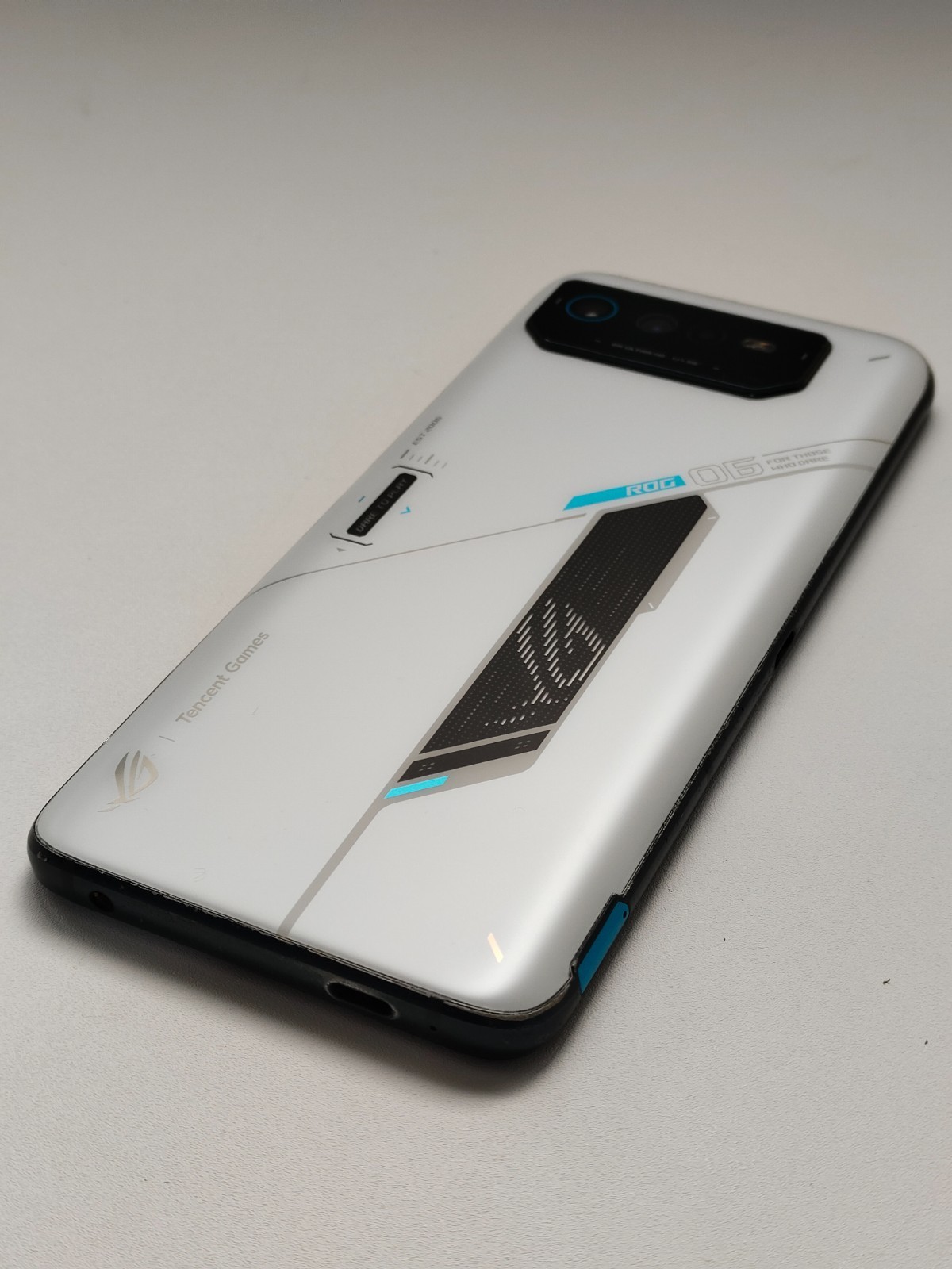 ASUS ROG Phone 6 Unlocked(5G)128/256/512GB Gaming phone Google Play