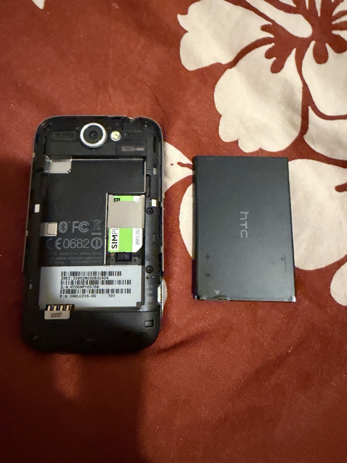HTC Wildfire A3333 – 512 MB – Brown (Read Description)