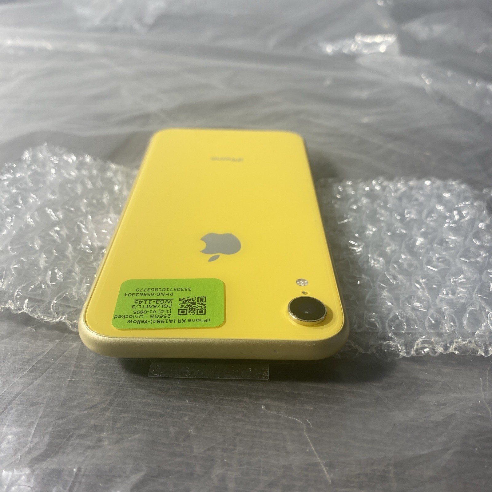 Apple iPhone RX carrier Unlocked 256gb yellow
