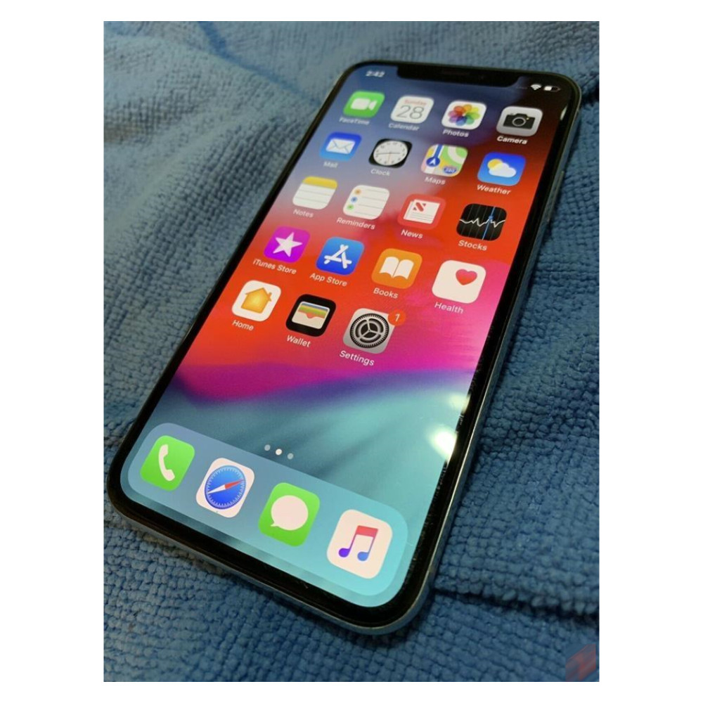 Apple iPhone XR Unlocked 64GB/256GB – Space Gray, Red, Coral, Free Shipping!