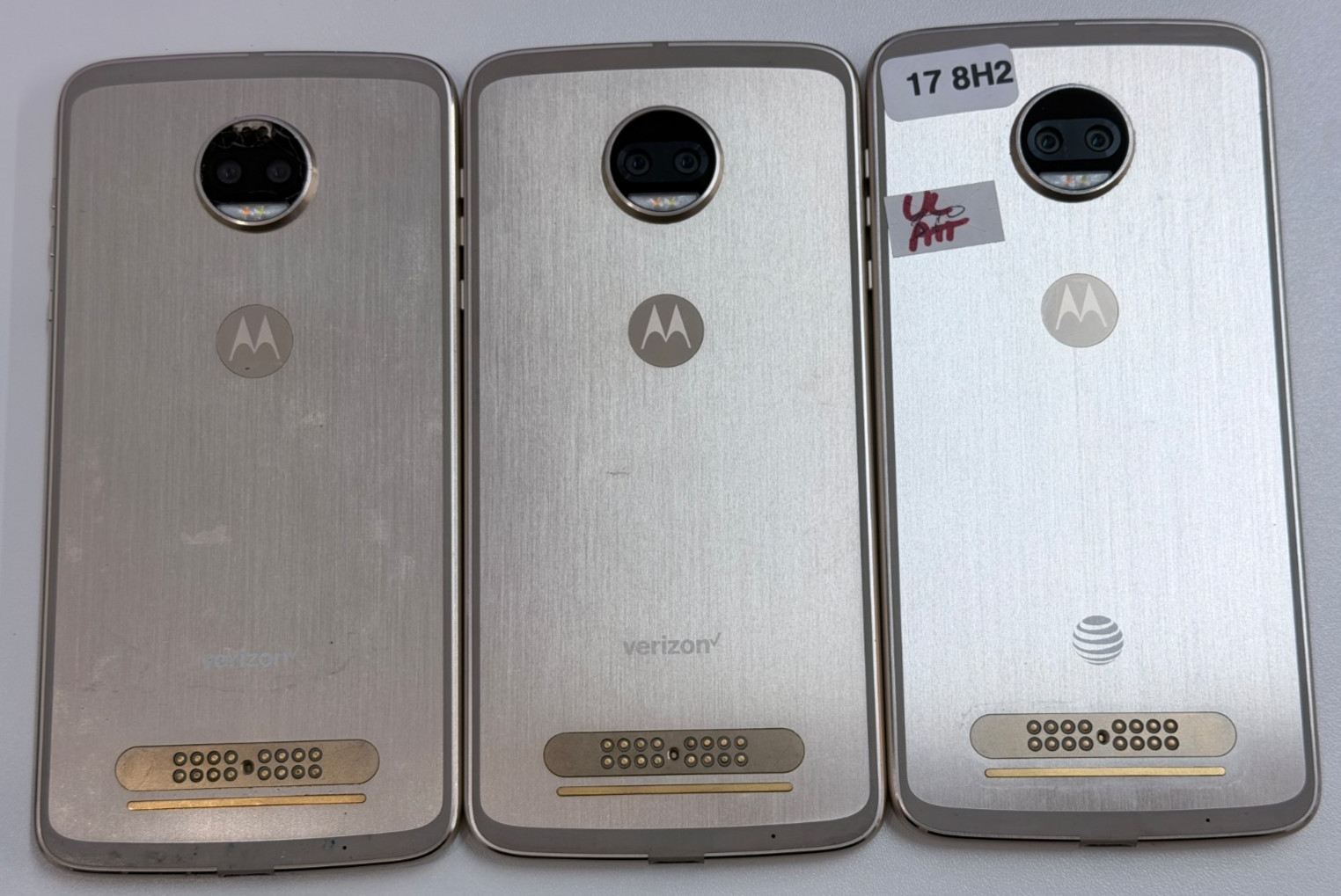 LOT OF 3 x UNLOCKED Verizon / AT&T Motorola XT1789 Z2 Force Smart Phones *READ