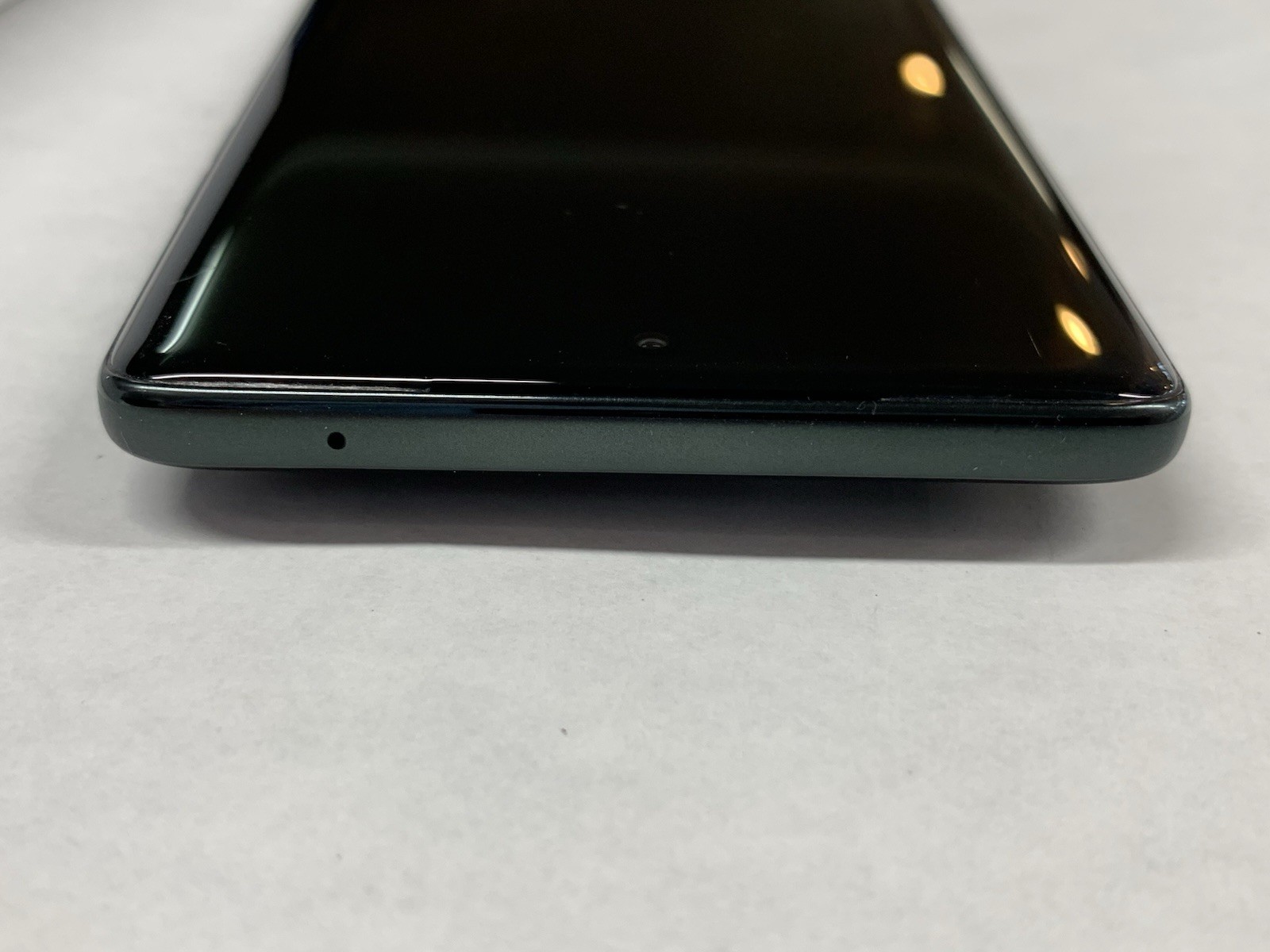Motorola Edge 2025 256GB Green (T-Mobile) XT2519 – READ