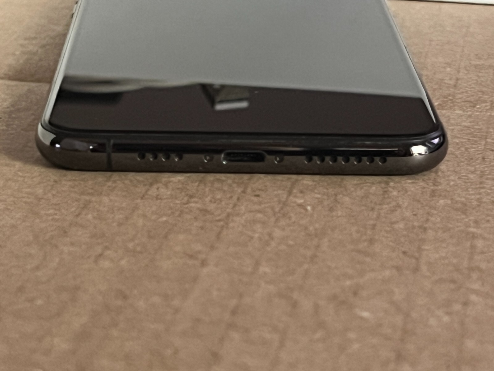 Apple iPhone XS Max – 64GB – Space Gray (Unlocked) A1921 (CDMA + GSM) READ