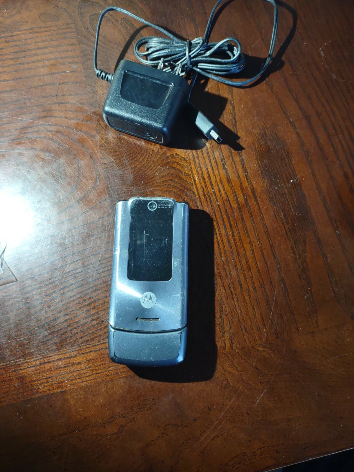 Motorola needs sim card turns on