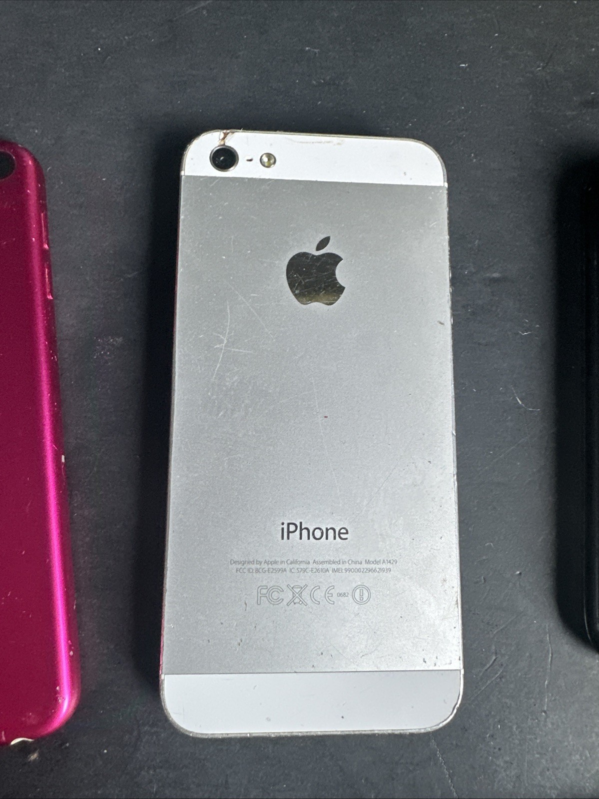 Lot of 6 Vintage Apple iPhone Samsung Galaxy Phones iPod Untested AS-IS #M23