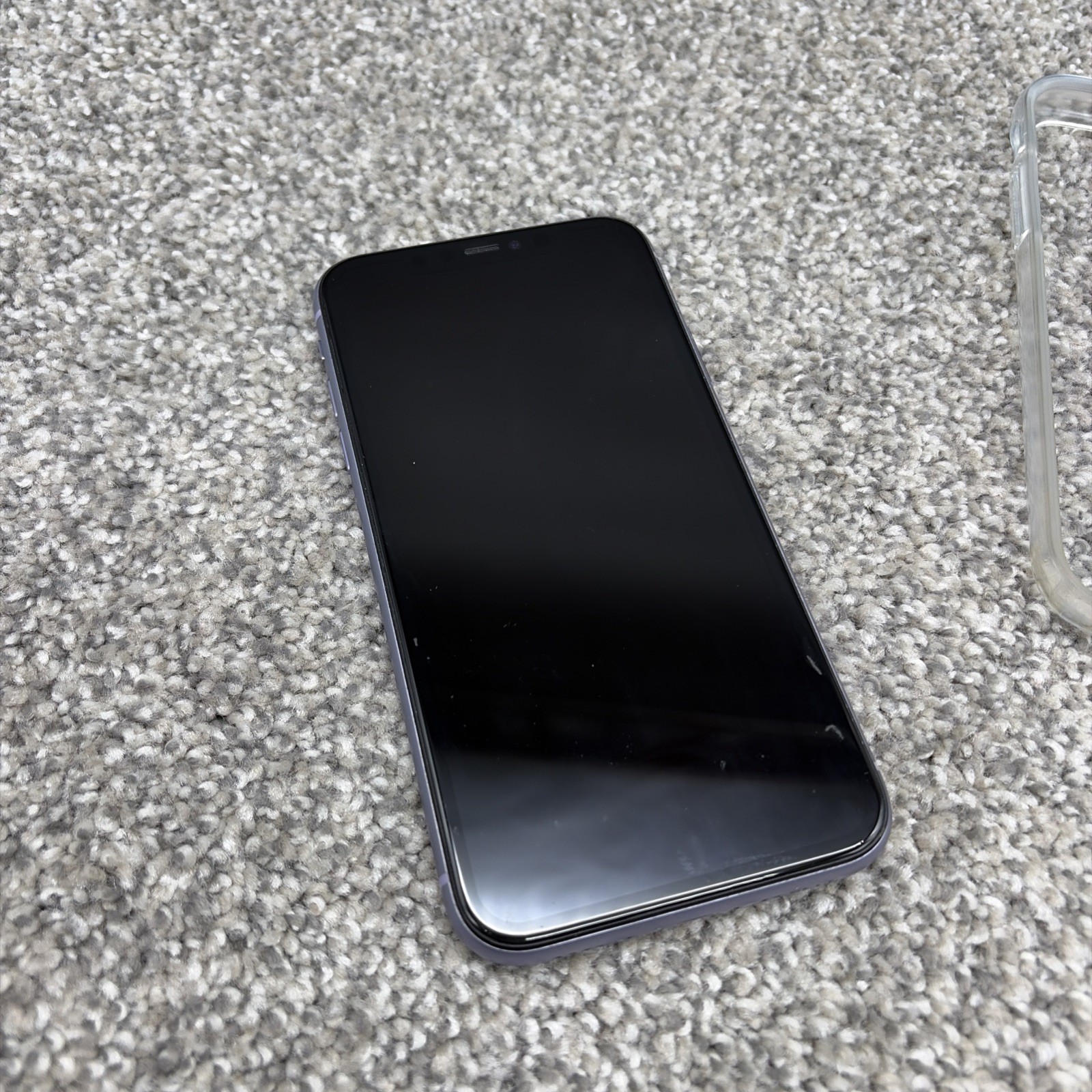 Apple iPhone 11 64 GB – Good Condition – Purple (Unlocked) 70% Battery Capacity