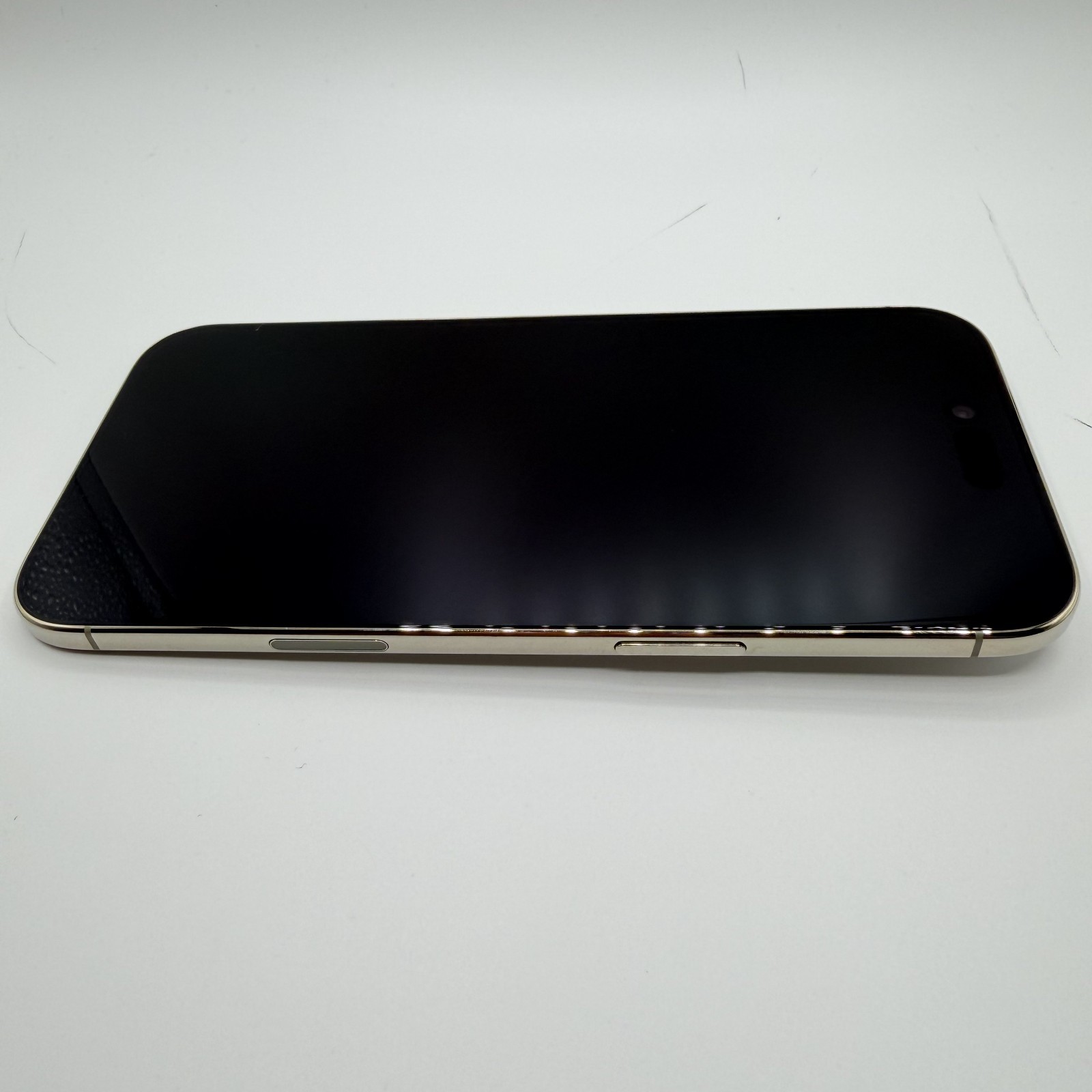 Apple iPhone Air – 256 GB – Light Gold Read