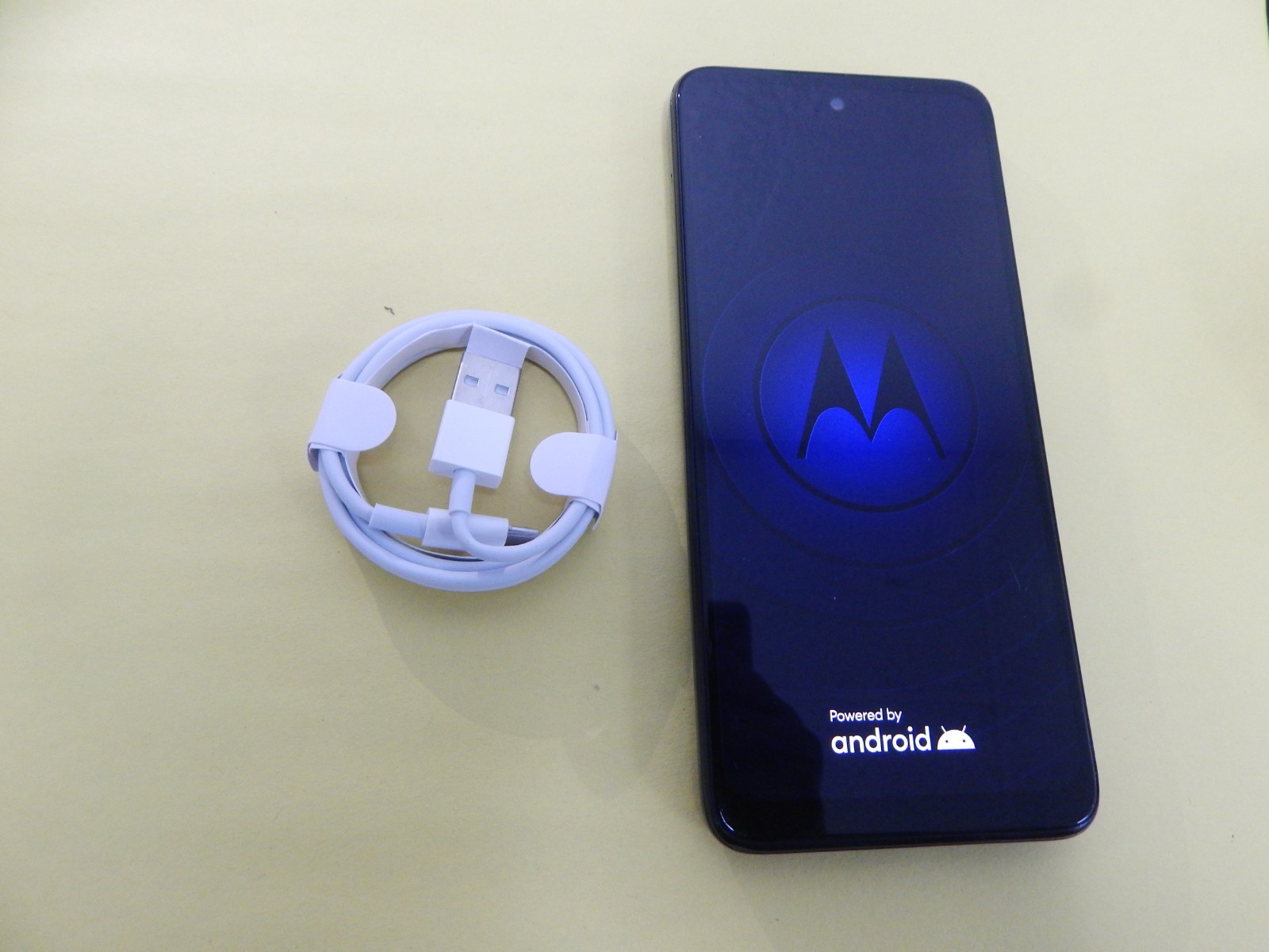 Motorola Moto G 5g 2022 XT2213-3 64G (ATT) gray FREE SHIPPING