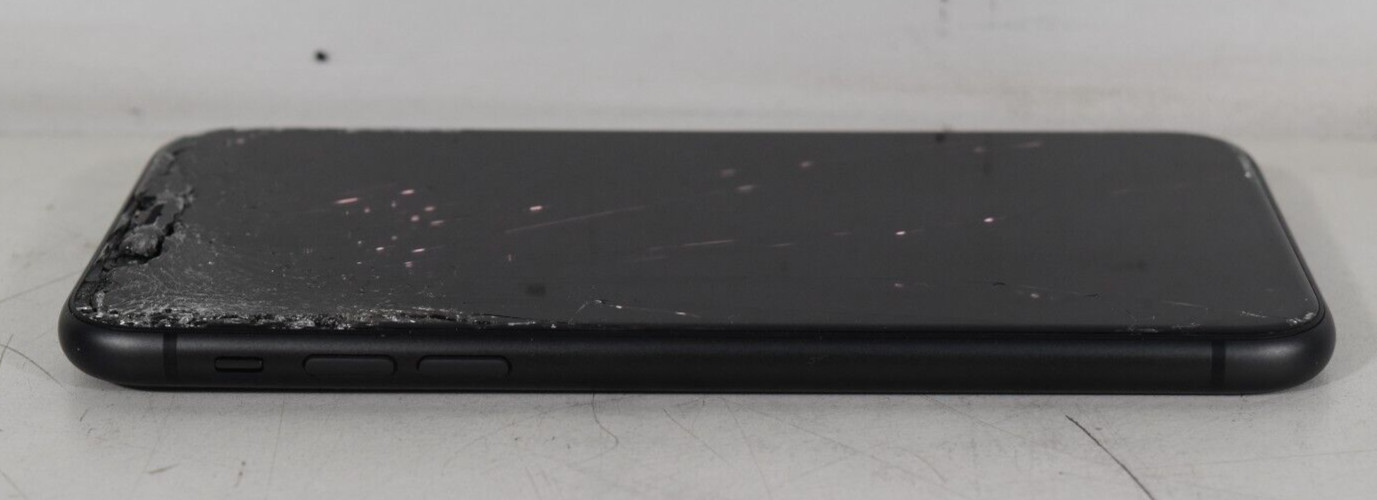 Apple iPhone 11 A2111 MHC43LL/A 64GB Black *FOR PARTS*