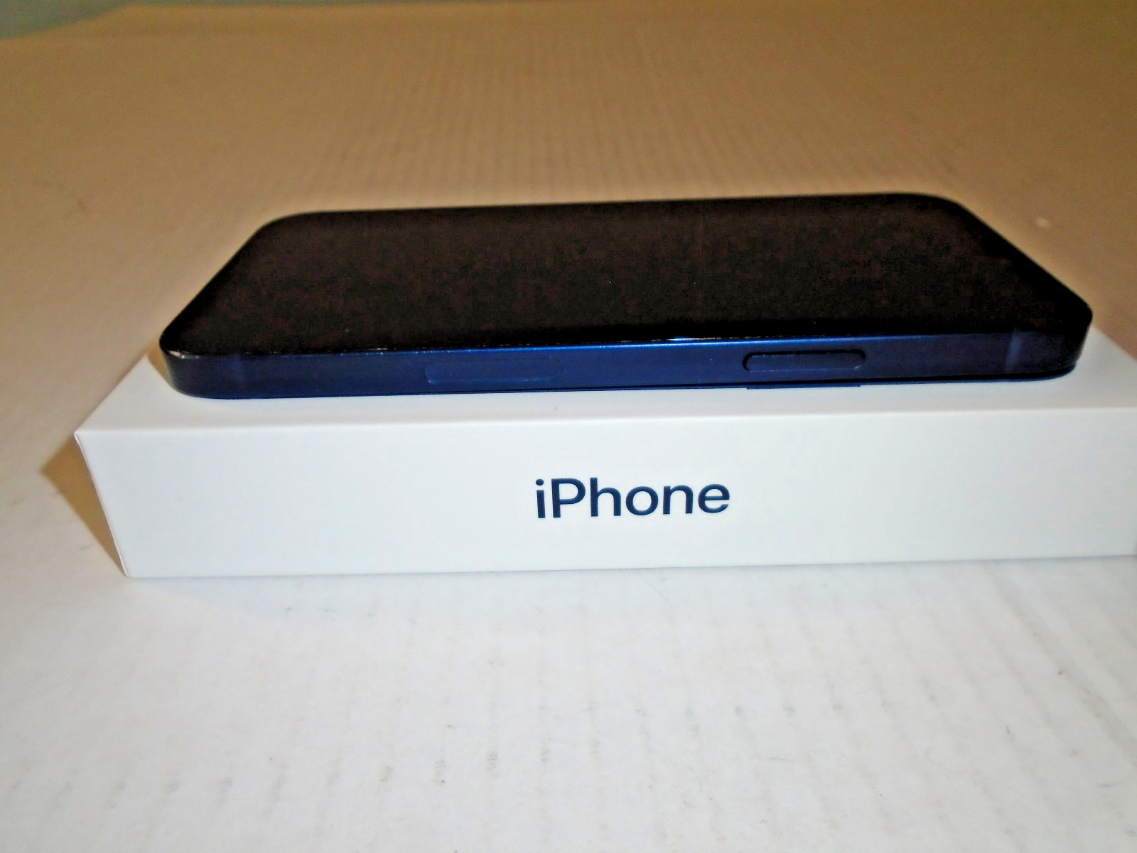 Apple iPhone 12 – 64GB – Blue Fully Unlocked Clean IMEI, works great