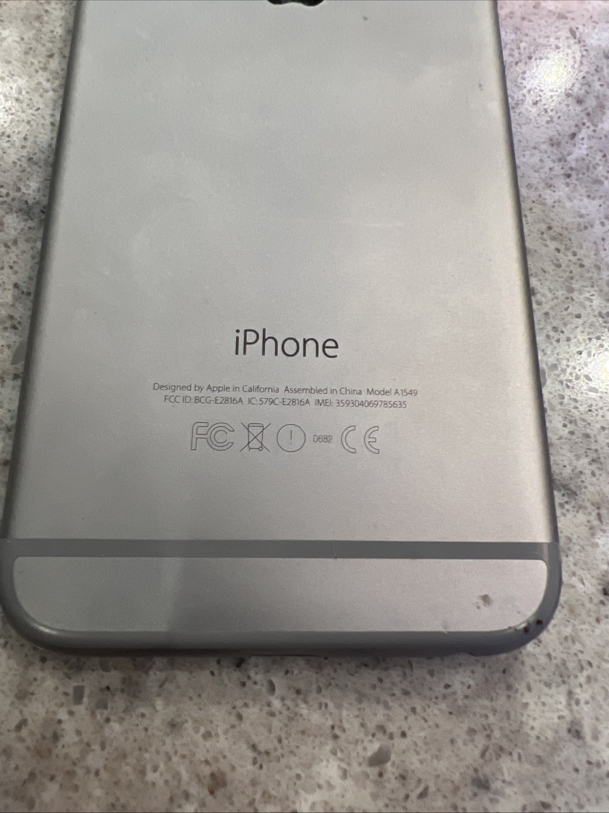 Apple iPhone 6 64GB Unlocked Silver Read