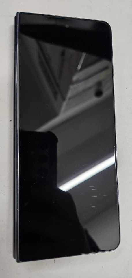 Samsung Galaxy Z Fold4 – SM-F936U 256GB Graygreen (Unlocked) CRACKED BACK *READ*