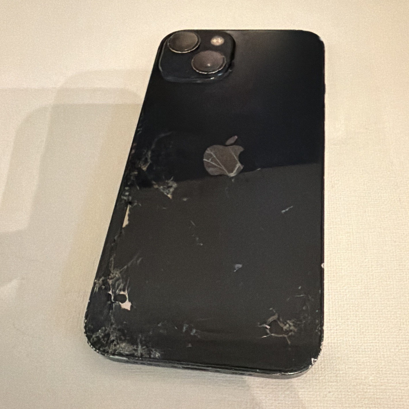 Apple iPhone 13 128GB Black Network Unlocked iOS Wi-Fi Bluetooth Smartphone