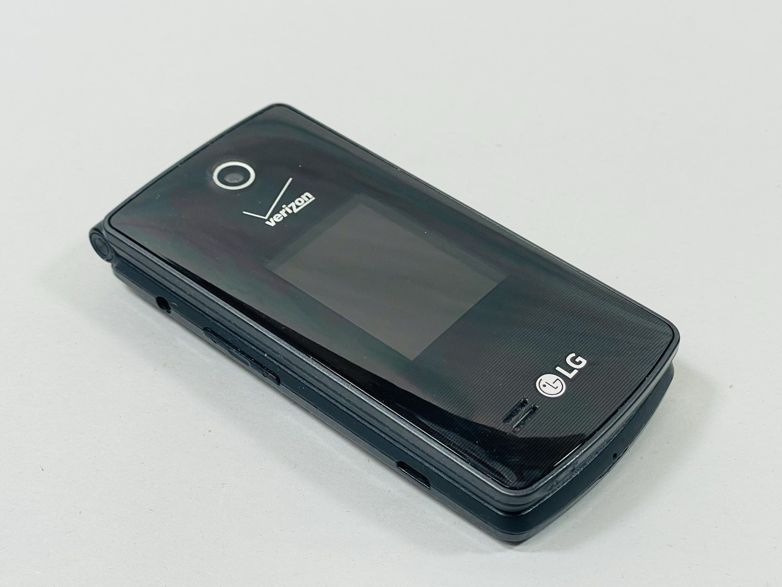 LG Terra VN210 phone (Verizon Wireless) Flip Phone – Tested and Working