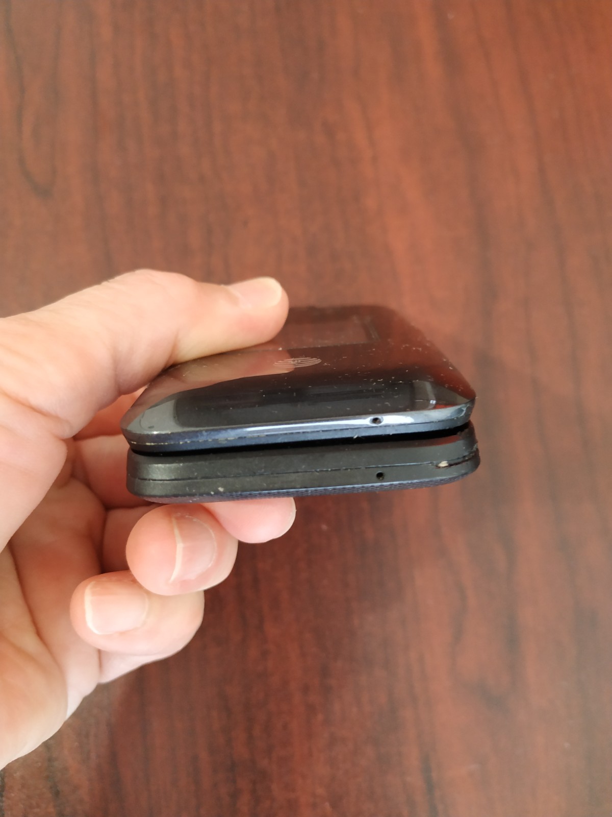 Alcatel 4044O 1GB AT&T Flip Cell Phone Works Great (Big Buttons)