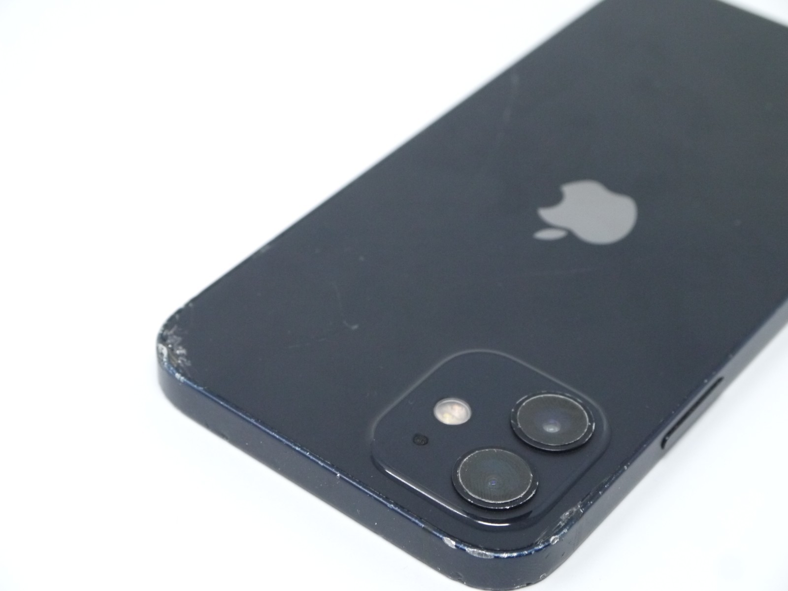 Apple iPhone 12 64GB Midnight Dish – Needs Reset – Please Read Desc