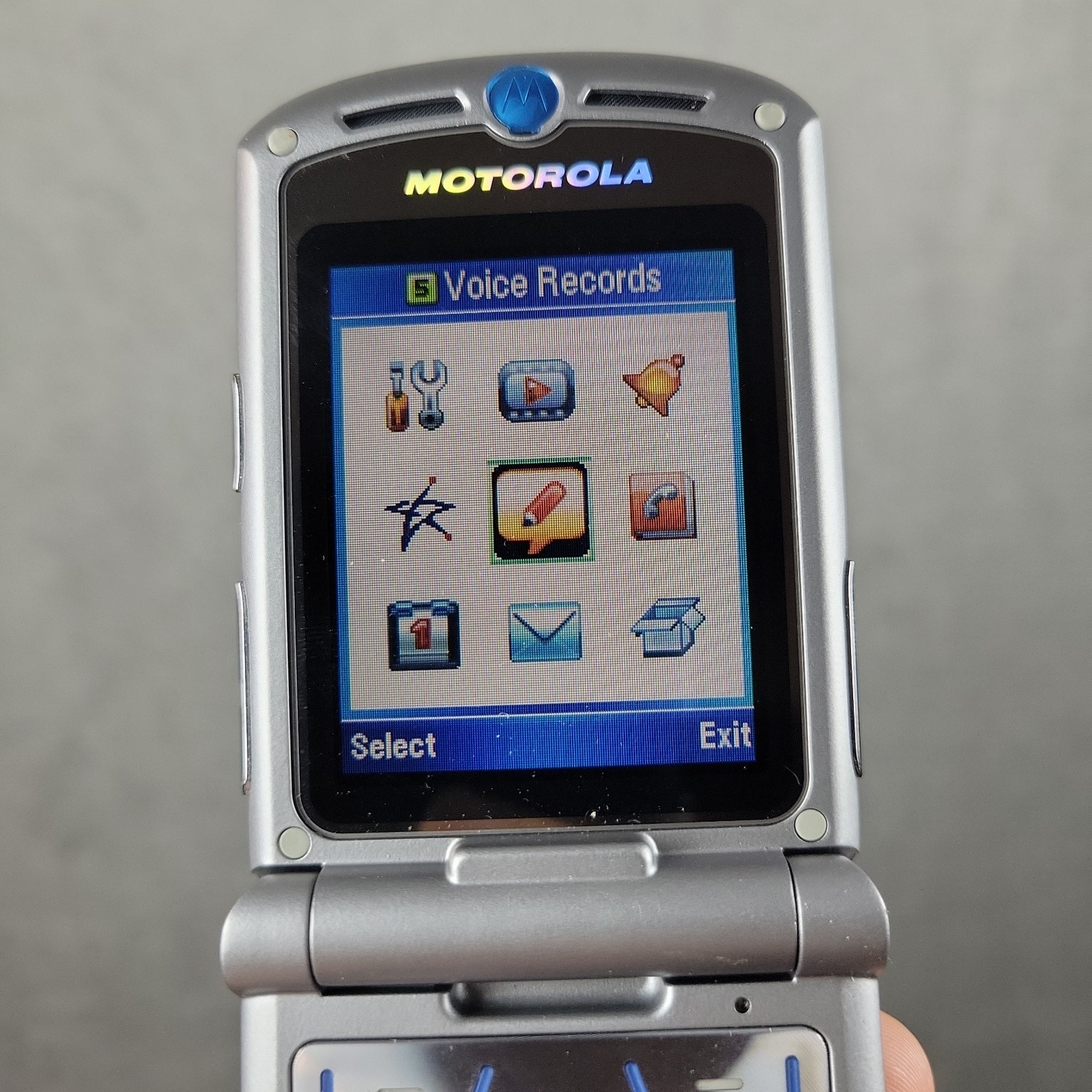 Motorola RAZR V3m Gray U.S. Cellular Flip Phone Rare Works Tested Batt Included