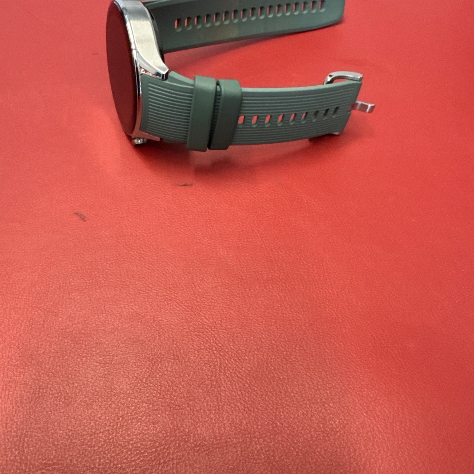 OnePlus Watch 2R 47mm Forest Green Smartwatch with Wear OS