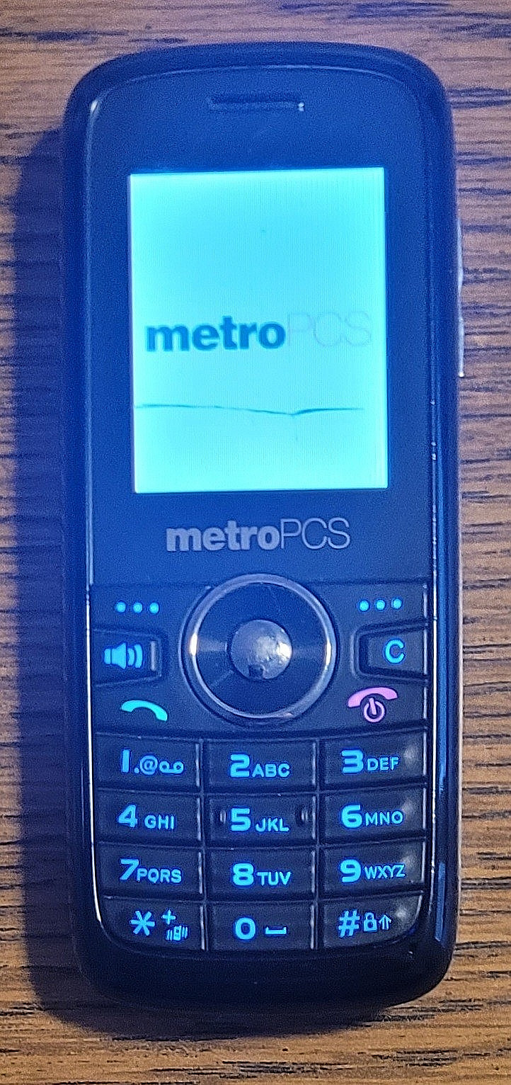 MetroPCS M228 – Black and Silver – Very Rare Cellular CDMA Candybar Phone – READ