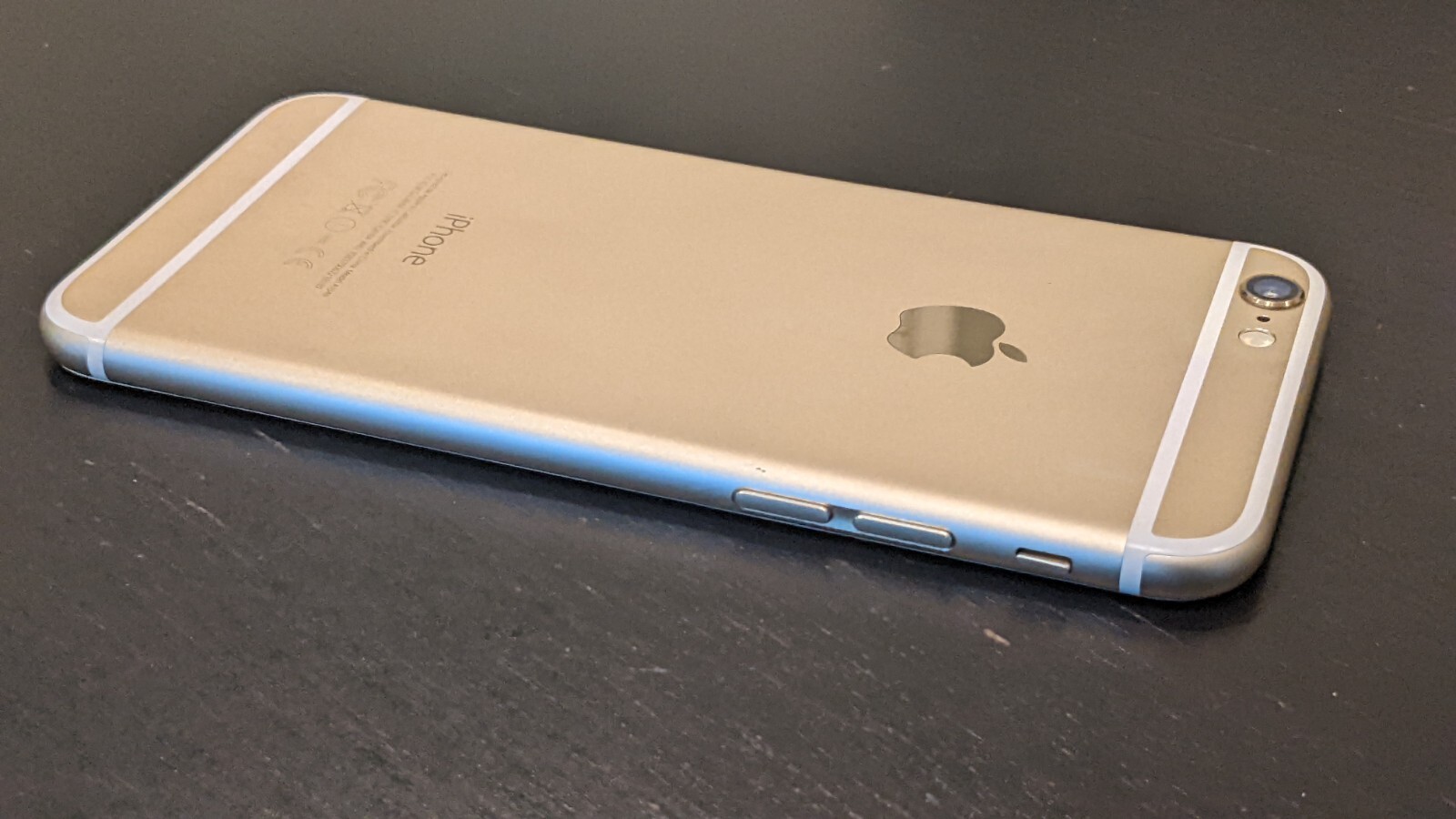 Apple iPhone 6 – 16GB – Gold (Sprint) A1549 (CDMA + GSM)