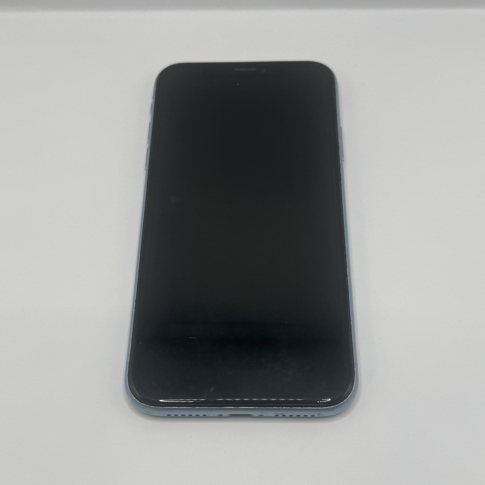 Apple iPhone XR – 256GB – Blue (Unlocked) Reset – READ DESCRIPTION
