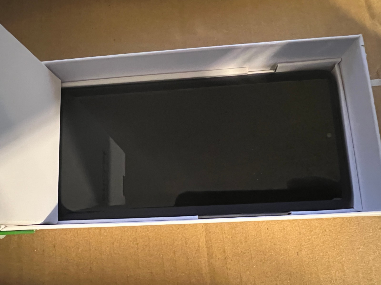 Motorola Moto Edge 2025 – 256GB (Cricket) – Open Box