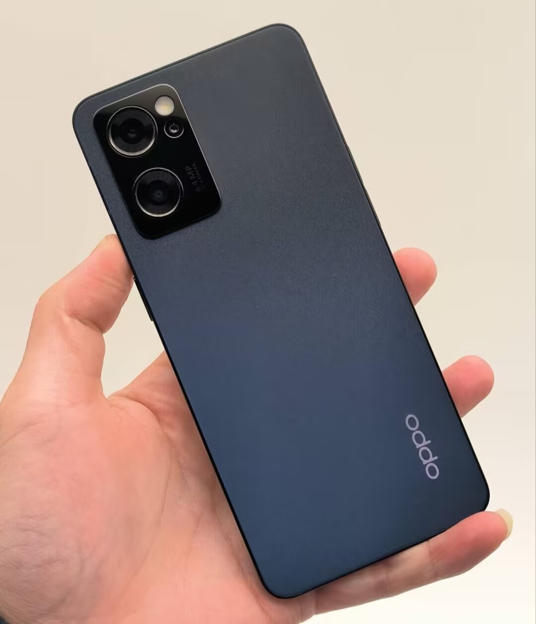 Oppo Reno7 6.7″ 50MP Qualcomm SM6225 Snapdragon 680 4G Android 12 4500mAh