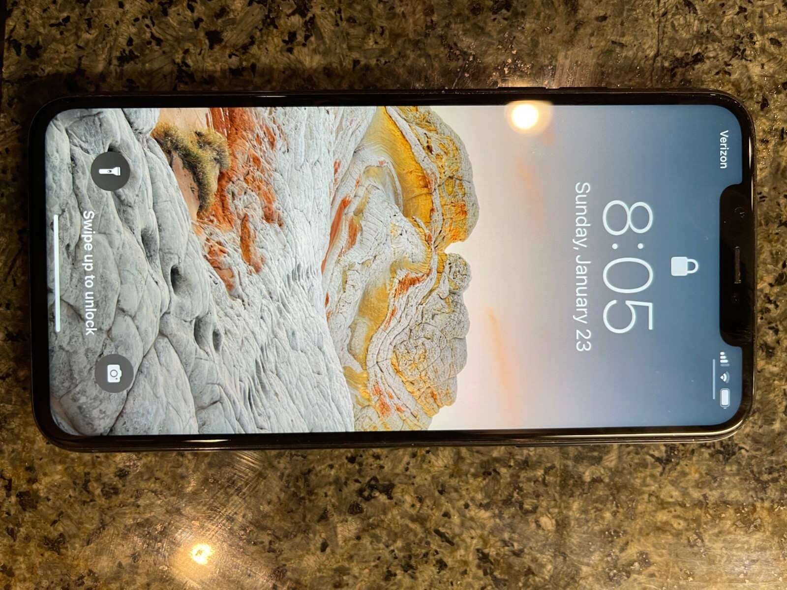 Apple iPhone 11 Pro Max – 64GB – Midnight Green (Verizon) A2161 (CDMA + GSM)
