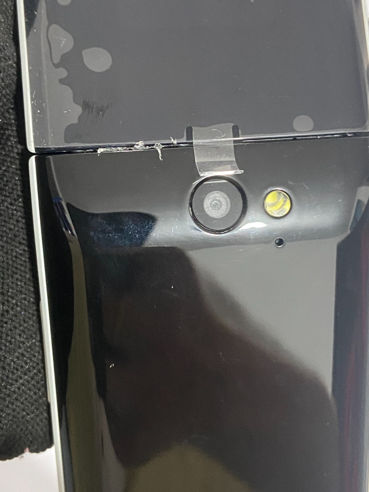 Nokia 2720 Flip (2019) 4G KaiOS Unlocked 2MP Camera 2.8″ Tested Smartphone