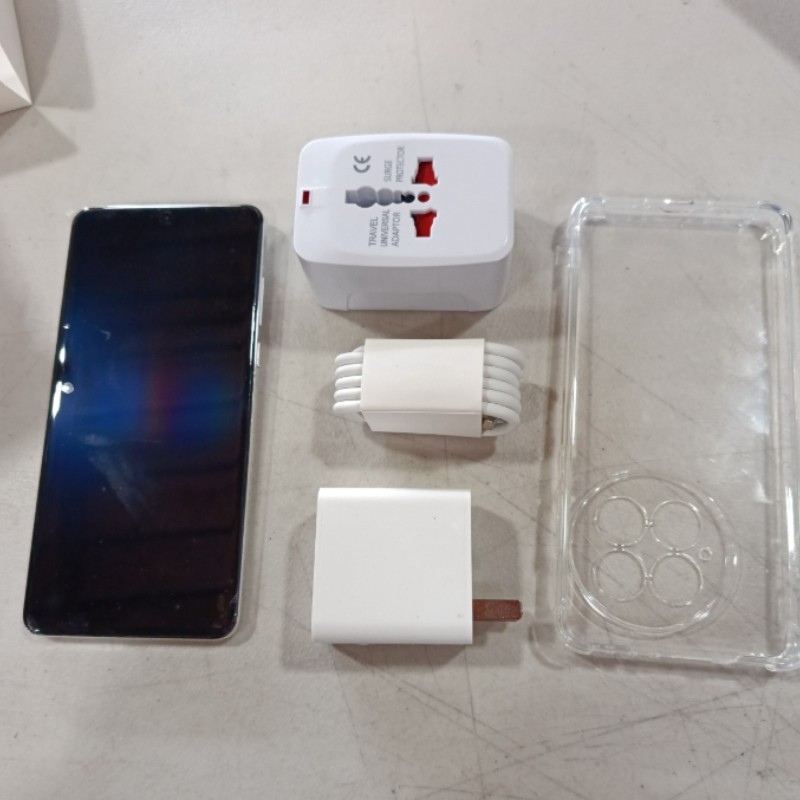 OnePlus 13 5G Unlocked SmartPhone 512GB ROM 12GB RAM Very Good Condition