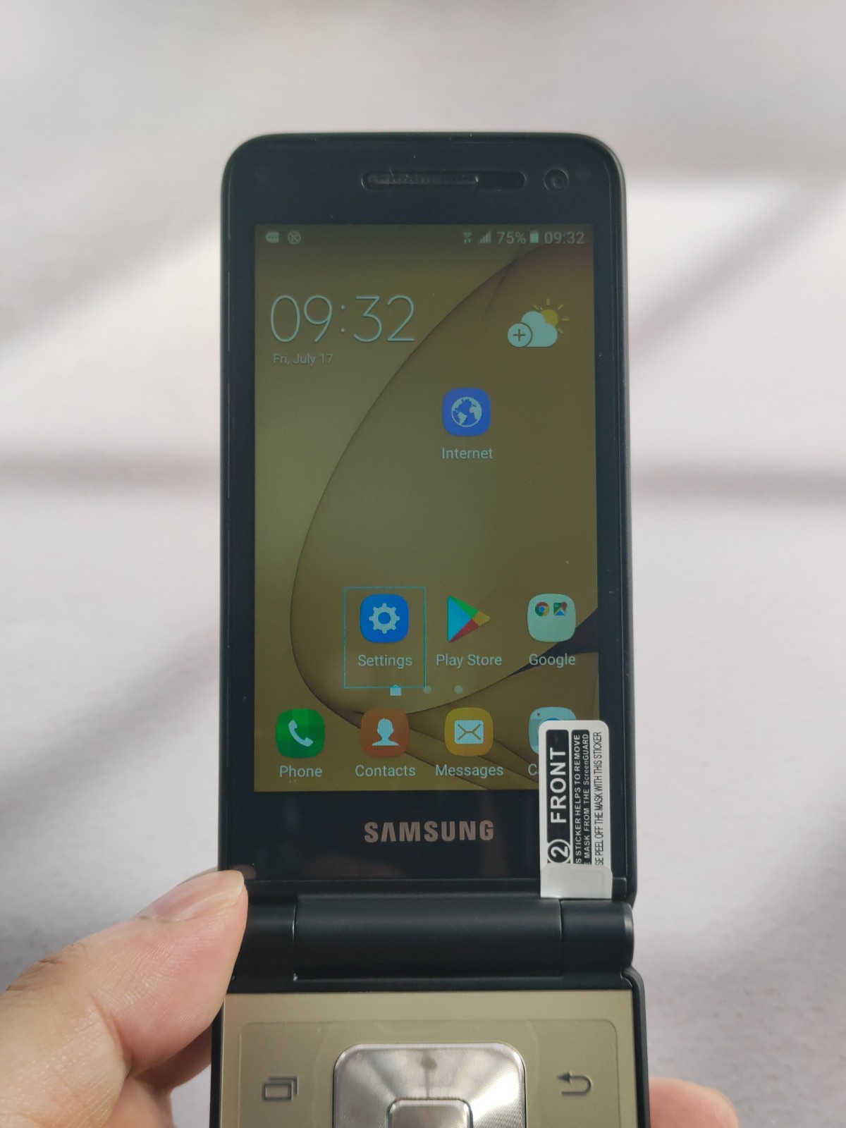 Boxed Samsung Galaxy Folder G1600 16GB Unlocked Flip Andriod SmartPhone Dual SIM