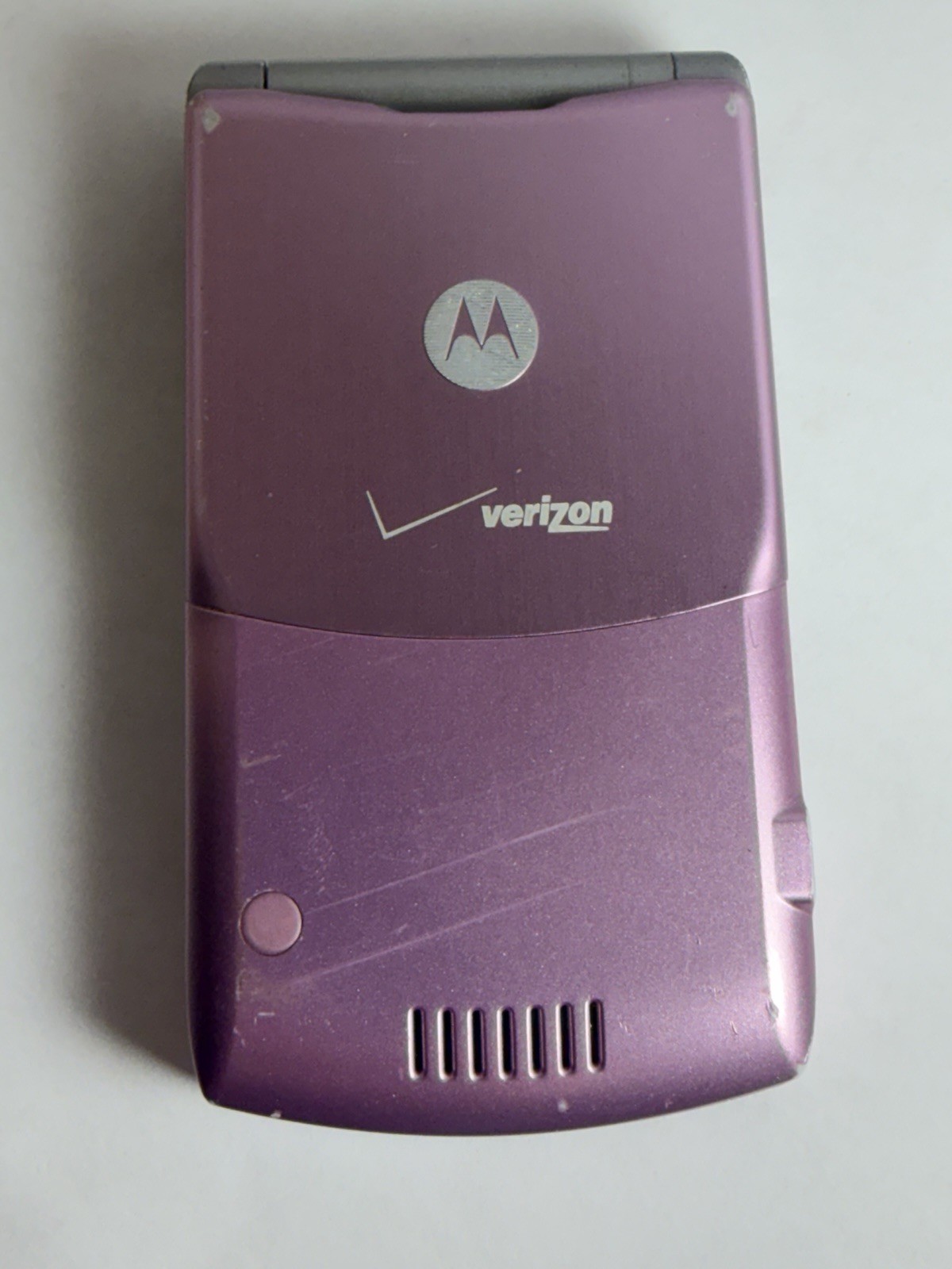 Motorola RAZR V3 – Pink and Silver (Verizon) Rare Flip Phone Untested As Is