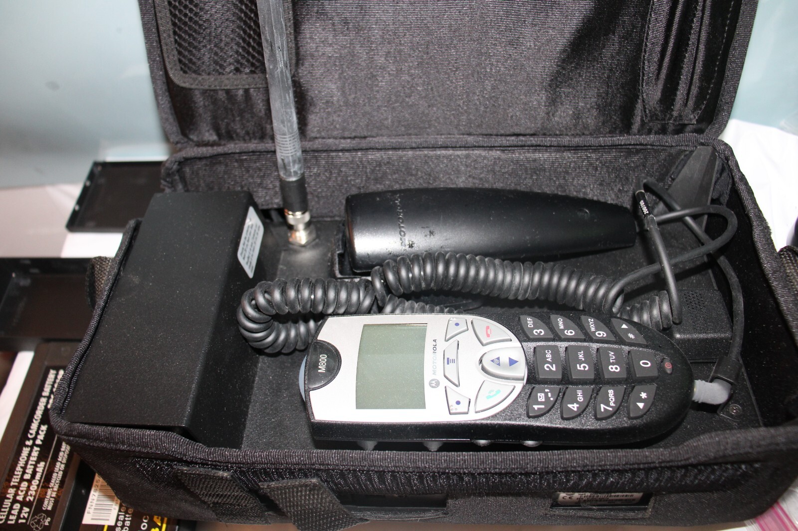 Motorola M800 CDMA Car Cellular Phone PLUS EXTRA “READ”
