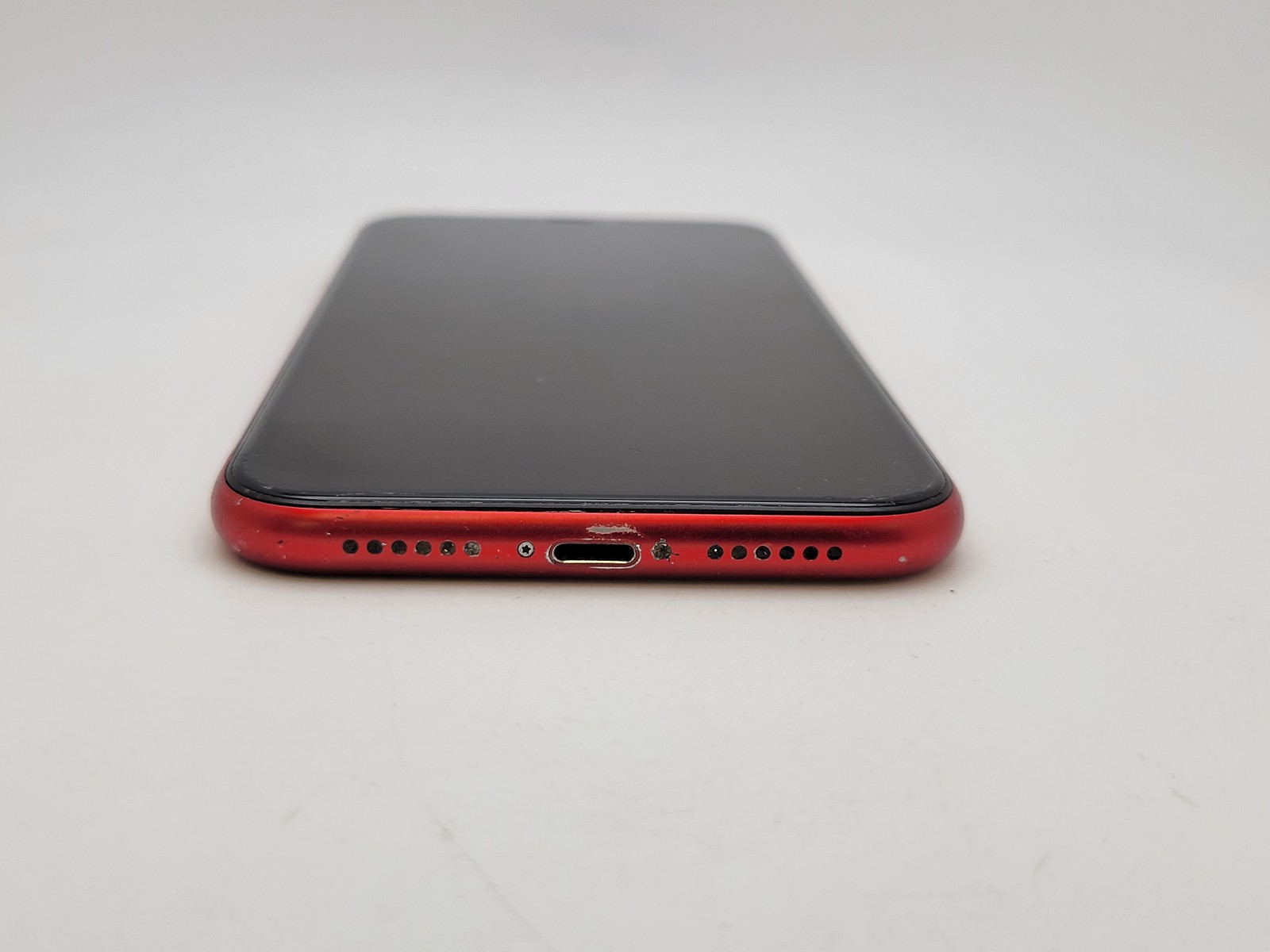 Apple iPhone 11 A2111 64GB Poor Condition | Red | UNLOCKED