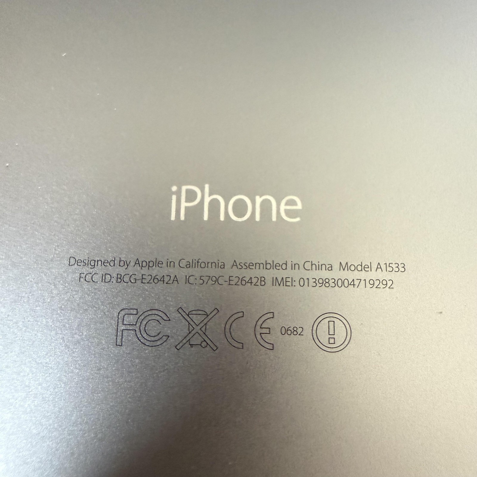 Apple IPhone 5S Gray 4in Smartphone A1533 IOS Touch Screen Camera Read Info
