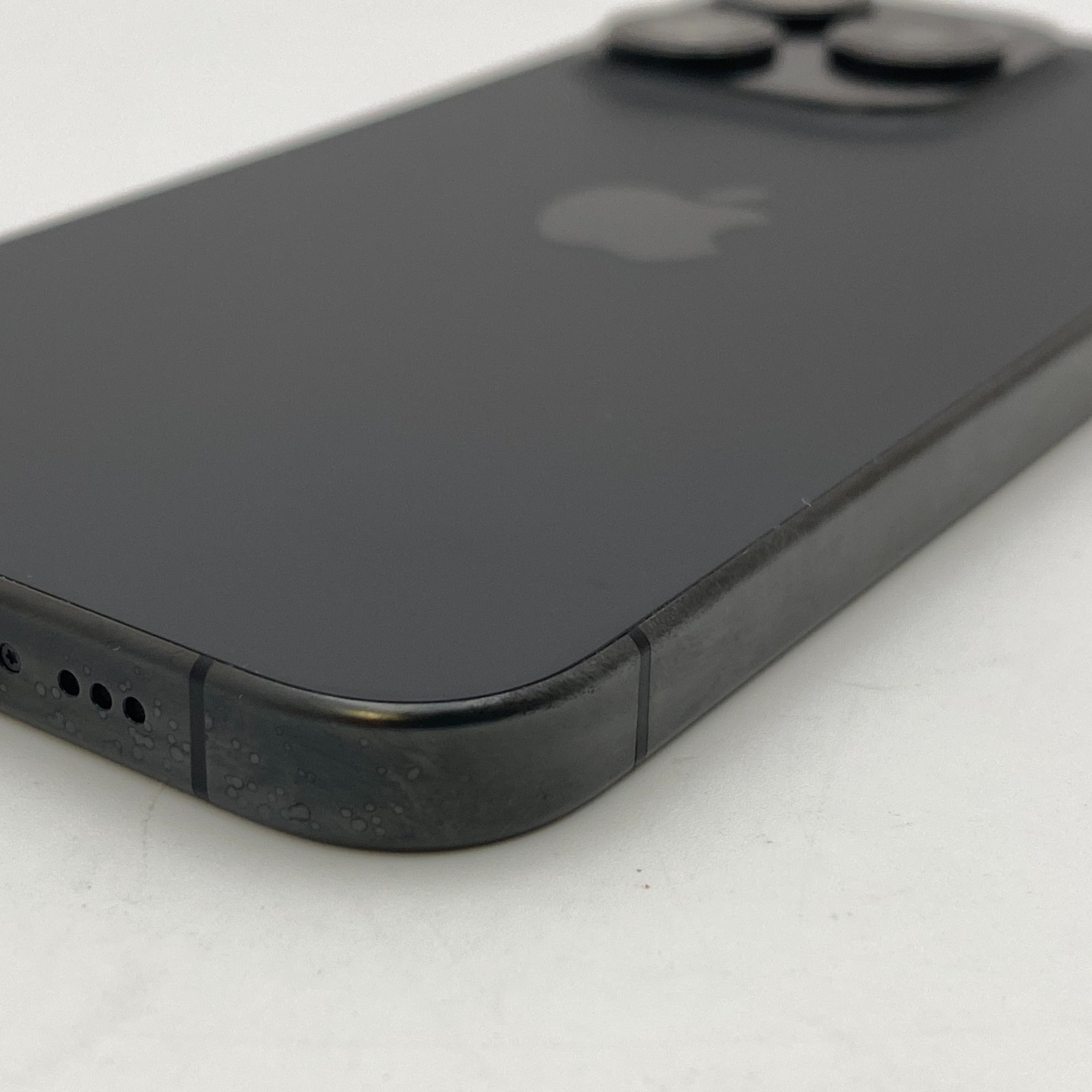 Apple iPhone 15 Pro – 128GB – Black Titanium (Unlocked) – Fair Condition