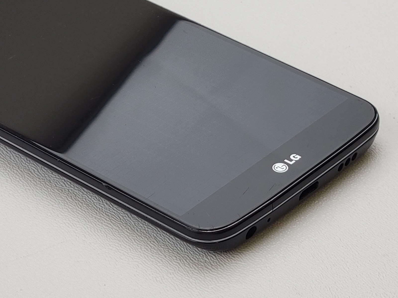LG G2 (VS980) 16GB – Black (Verizon) Smartphone – *PLEASE READ* – H8290