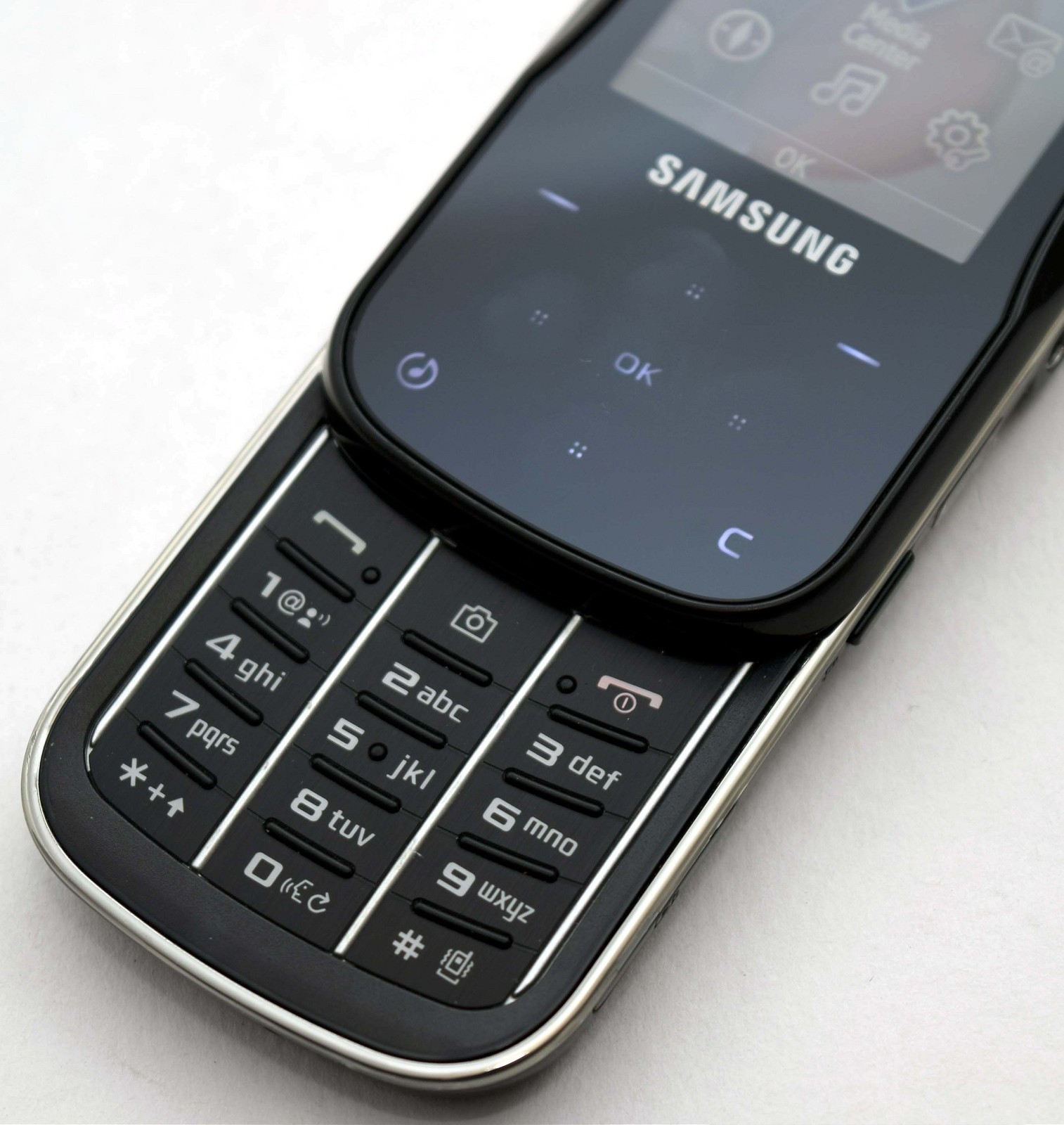 Samsung Trance SCH-U490 Verizon Slider Cell Phone GPS MP3 1.3MP BLACK 2G Grade A