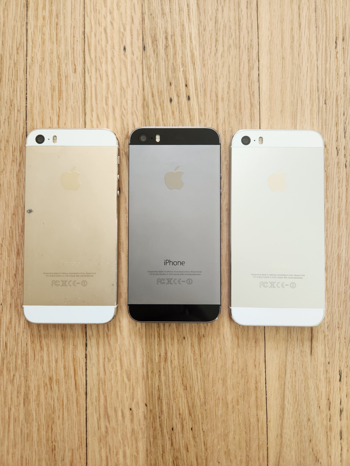 Apple iPhone 5s – 16/32GB – Black/Silver/Gold – A1553/A1453 – GOOD CONDITION
