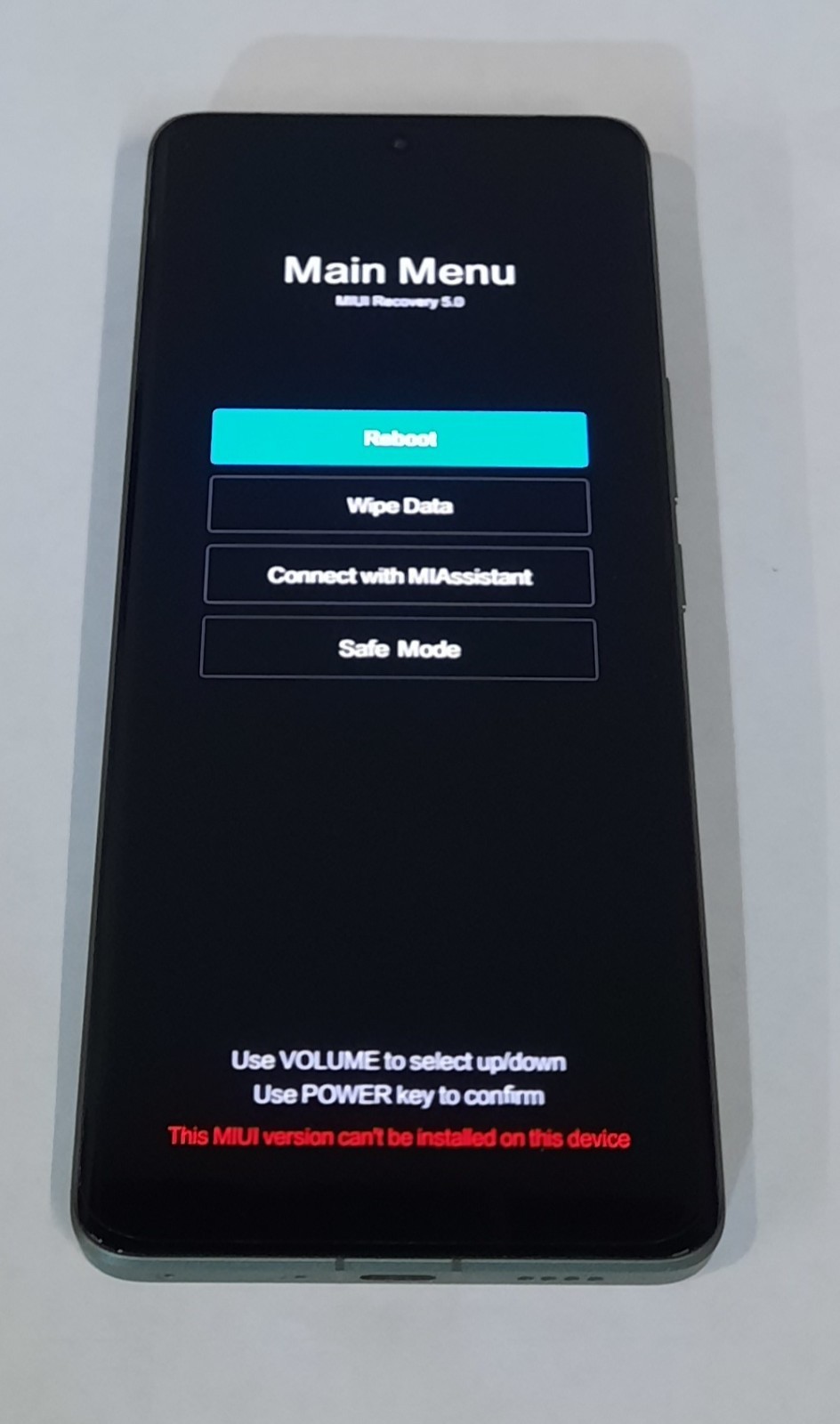 USED – Xiaomi 13 Ultra 512GB 16GB Ram (FACTORY UNLOCKED) 6.73″ 50MP