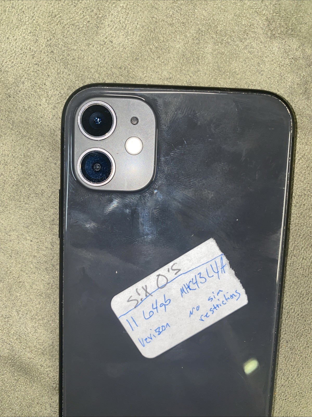 iPhone 11 MHC43LL/A 64GB Verizon