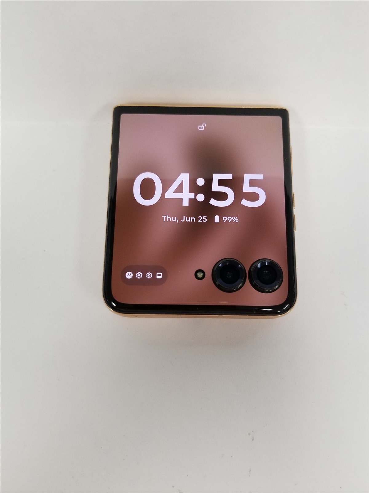 Motorola Razr Plus 2025 256GB Brown XT2557-2 Read Description Details JMM714