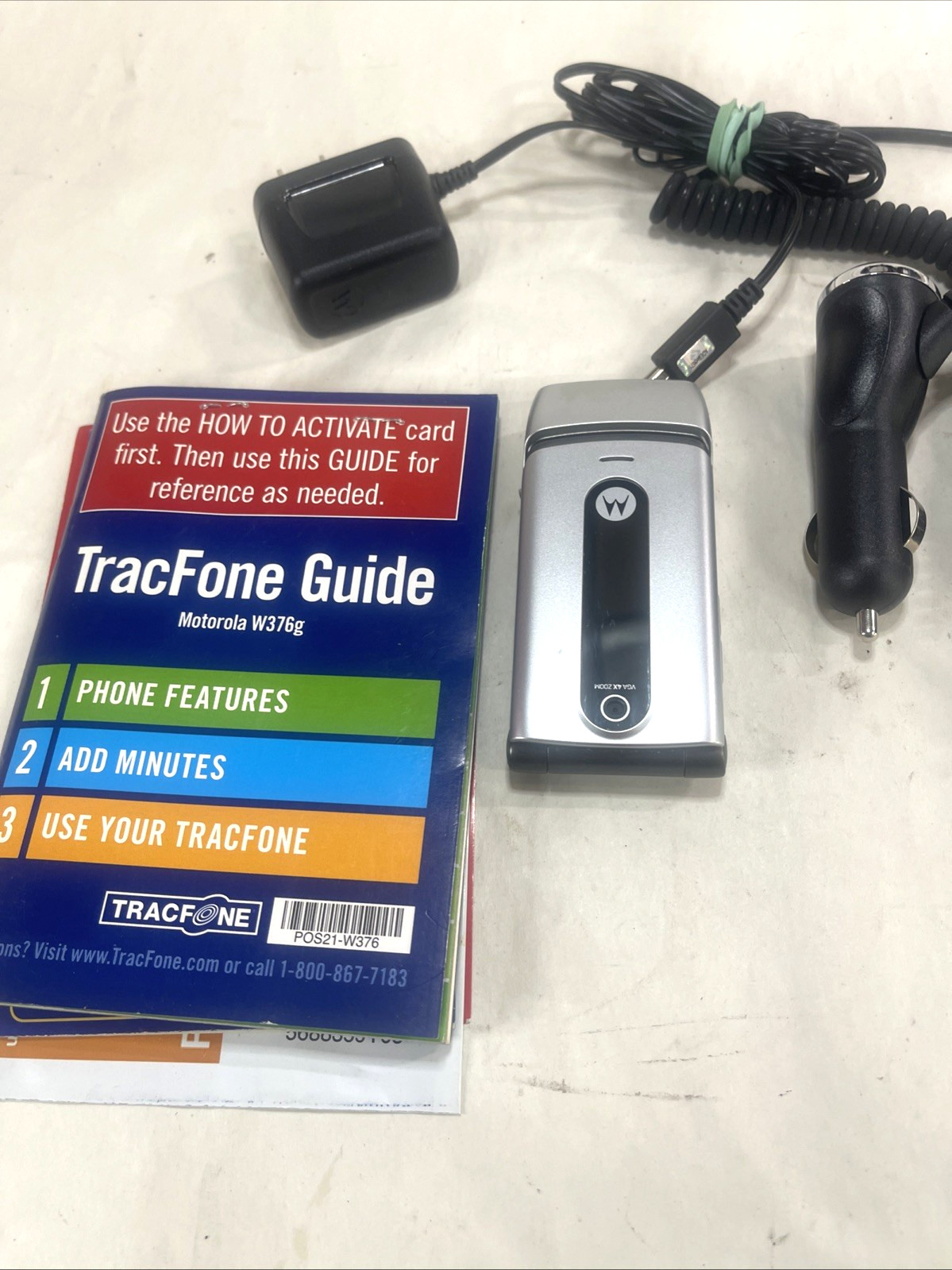 Motorola VGA 4X Zoom Trac Flip phone Camera W/AC and DC Chargers & Manual