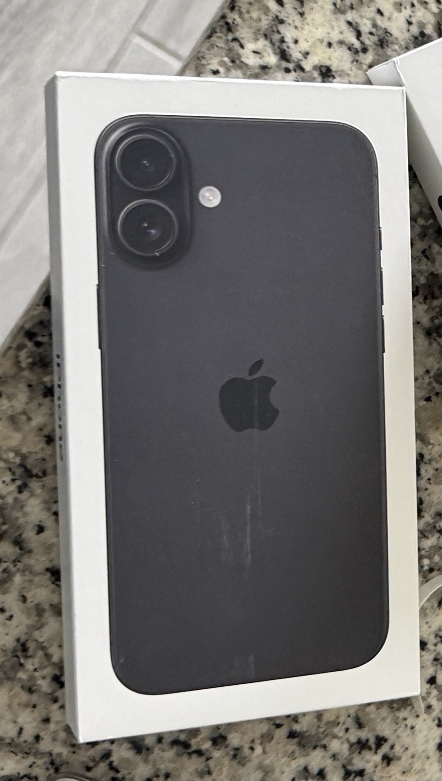 Apple iPhone 16 Plus 128GB Black (Verizon Locked)