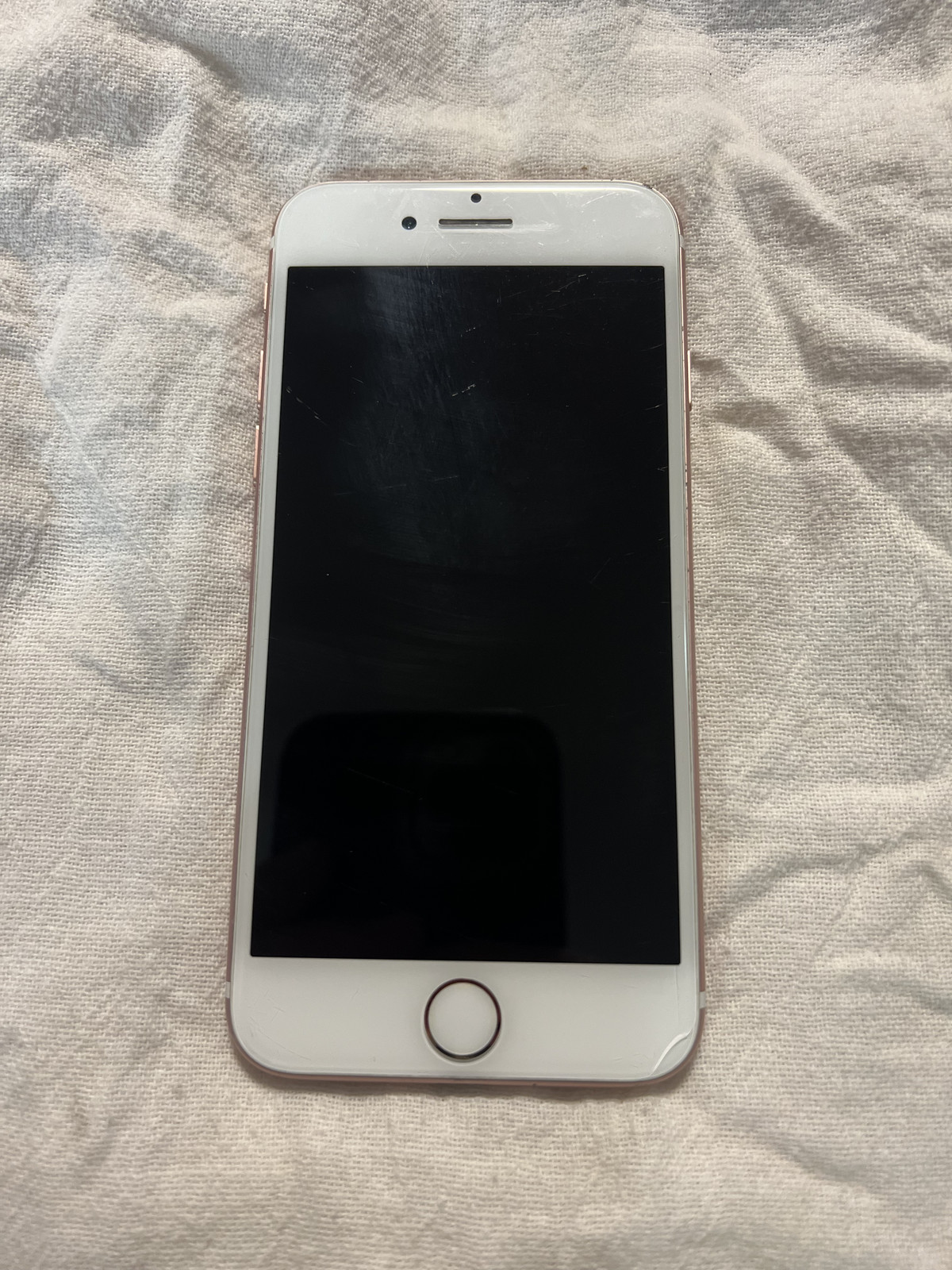 iPhone 7 Rose Gold 32GB A1778 In Excellent Condition Works Great unlocked
