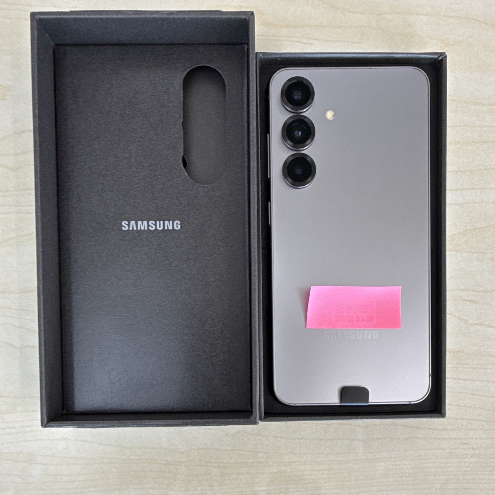Samsung Galaxy S25 128GB Silver Bar Smartphone SM-S931U MPN SM-S931U
