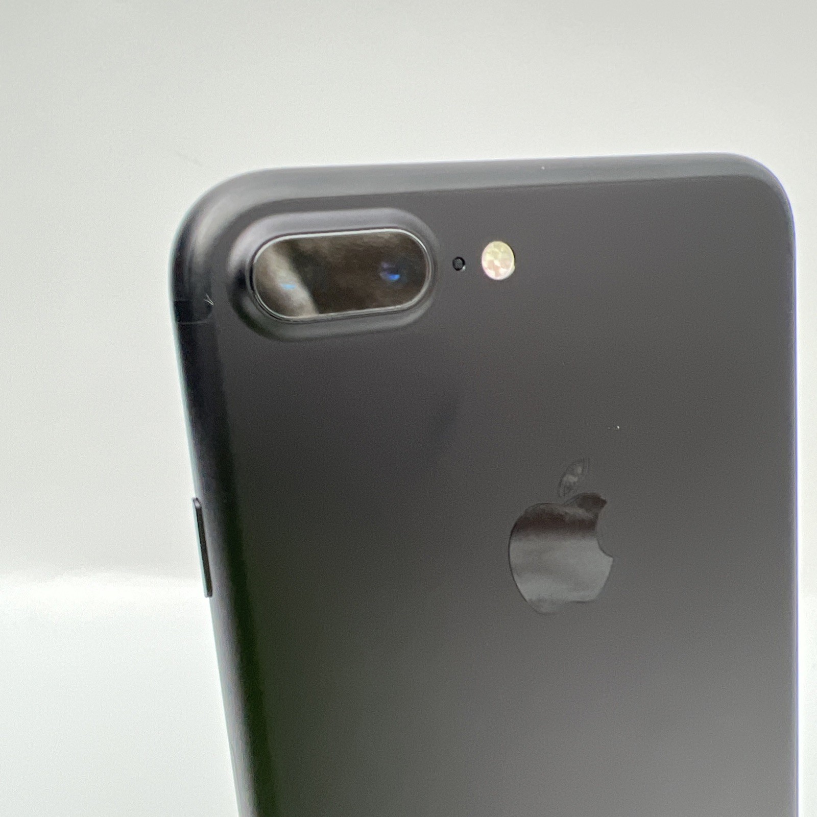 Apple iPhone 7 Plus 128GB Black (Network Unlocked) A1661 BH 88% – Used Condition