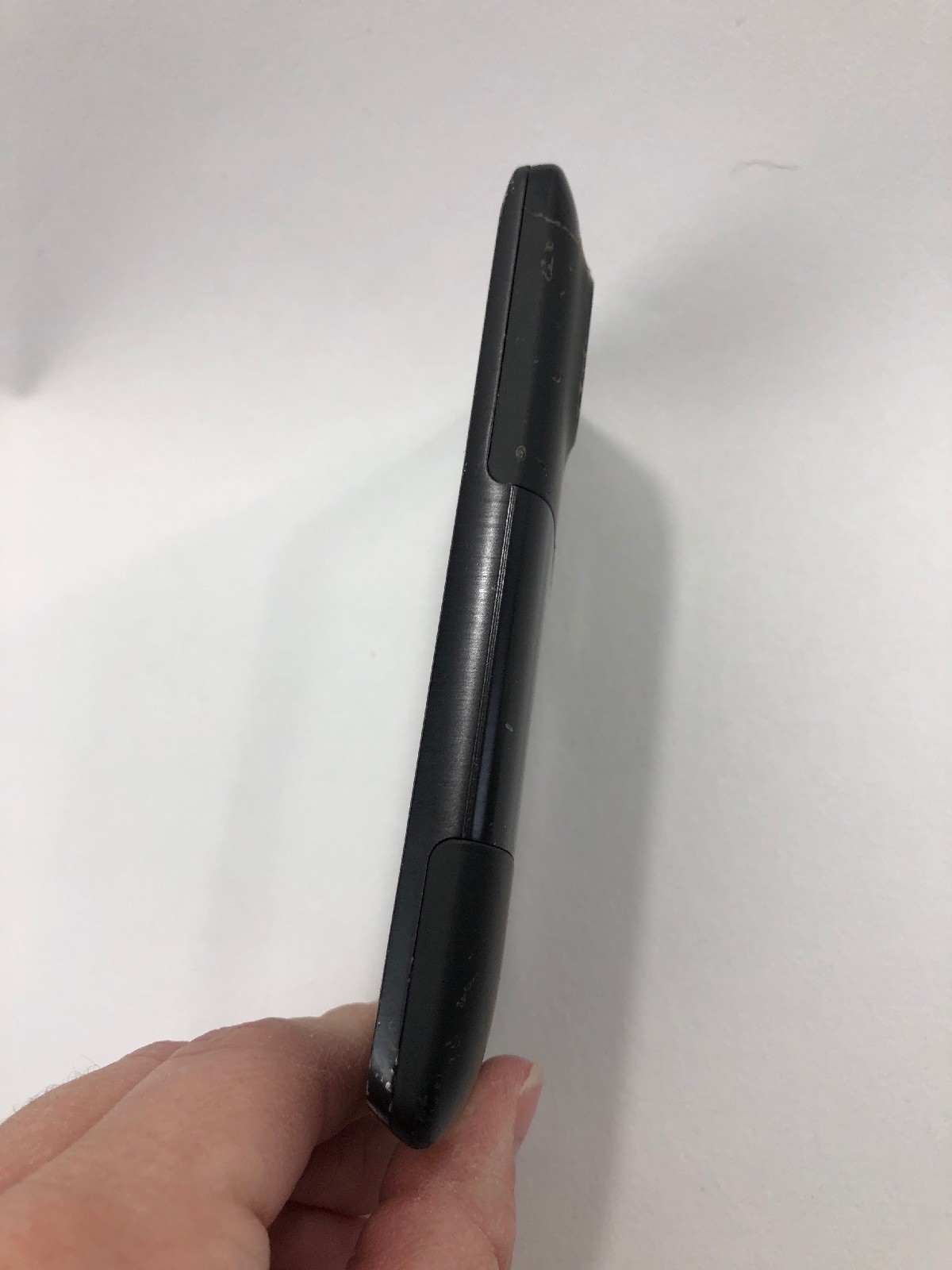 HTC EVO Design 4G – 4GB – Black (Sprint) Smartphone – (Please Read)